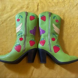 Size 9 Dolls Kill cowgirl boots